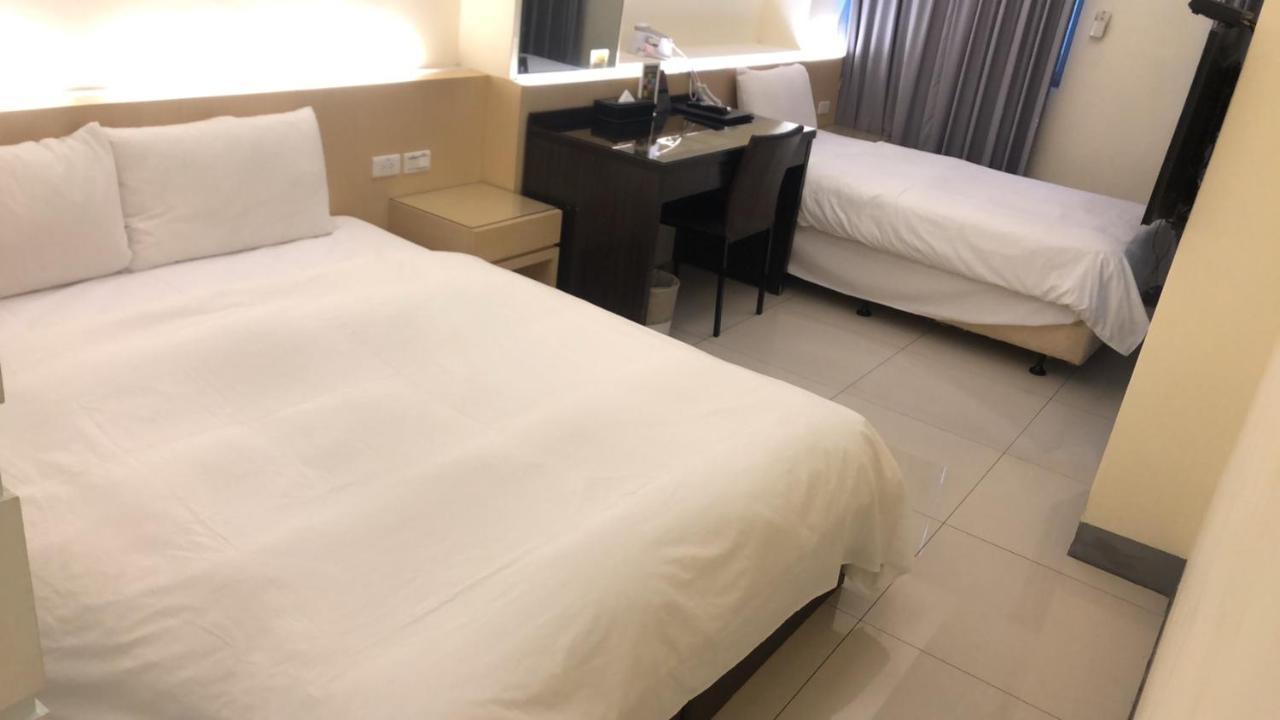 Kiwi Express Hotel - Kaohsiung Station Kültér fotó