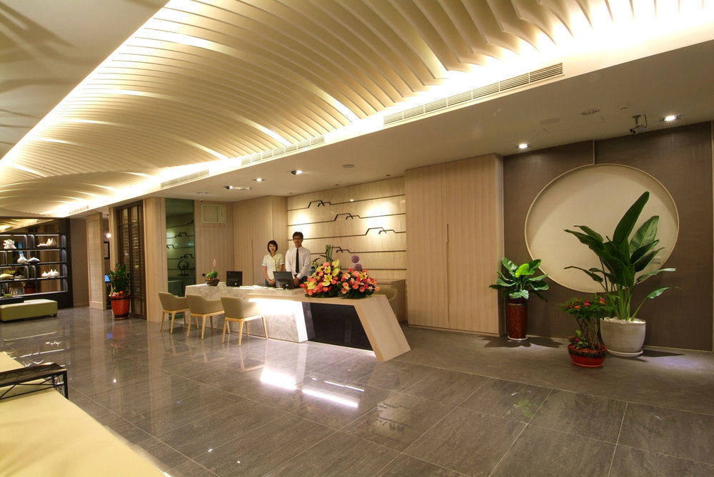 Kiwi Express Hotel - Kaohsiung Station Kültér fotó
