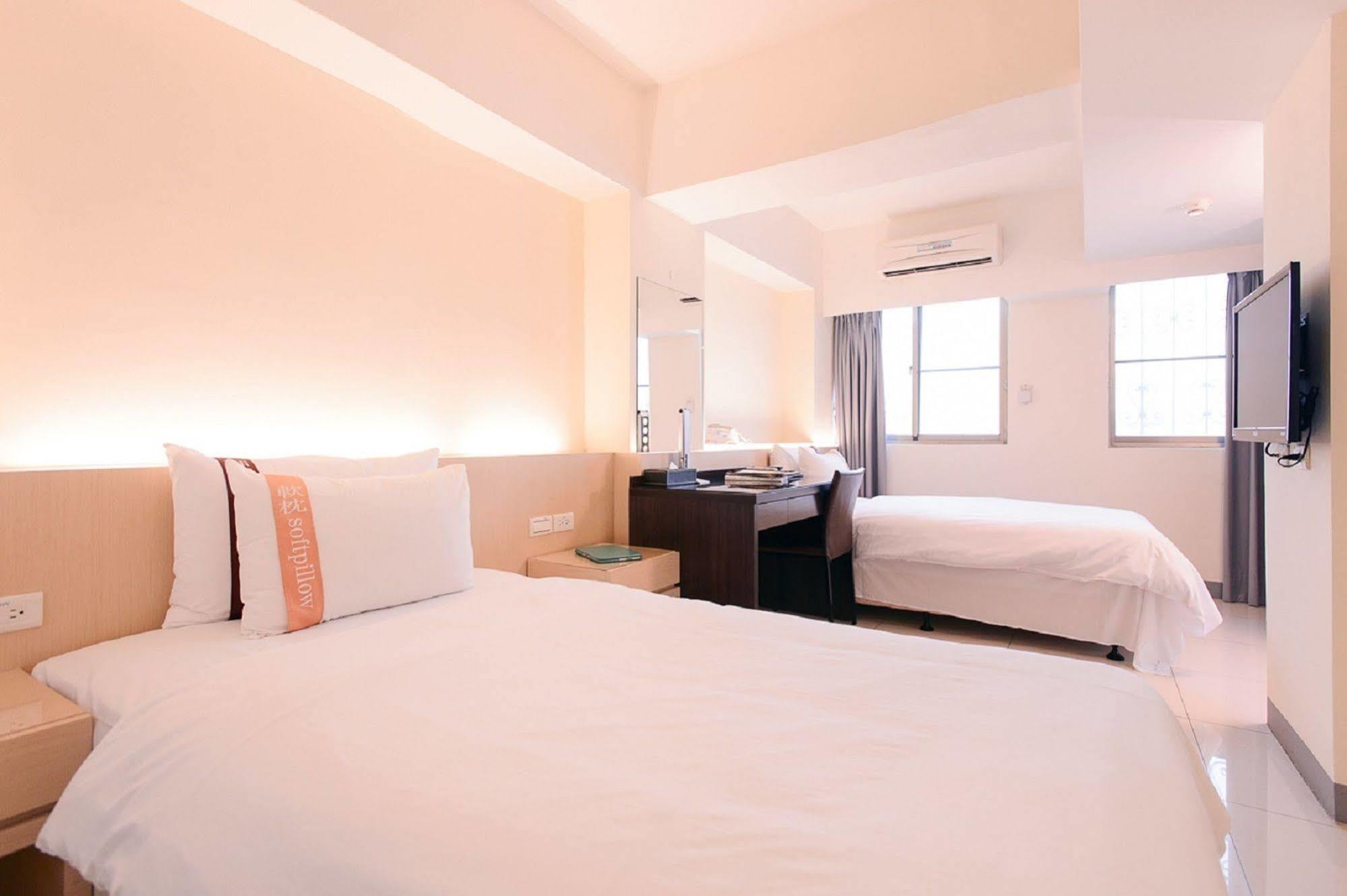 Kiwi Express Hotel - Kaohsiung Station Kültér fotó