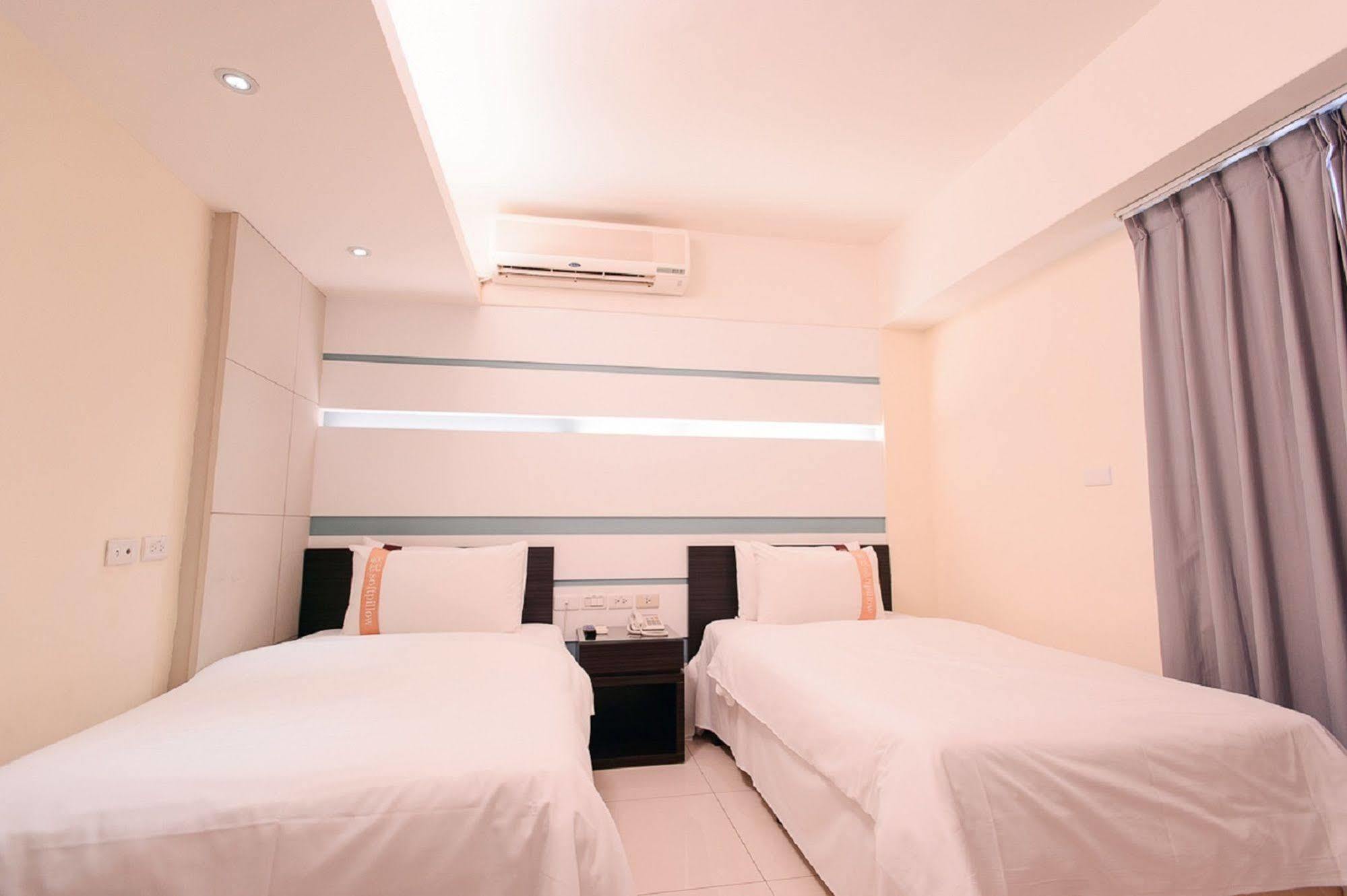 Kiwi Express Hotel - Kaohsiung Station Kültér fotó