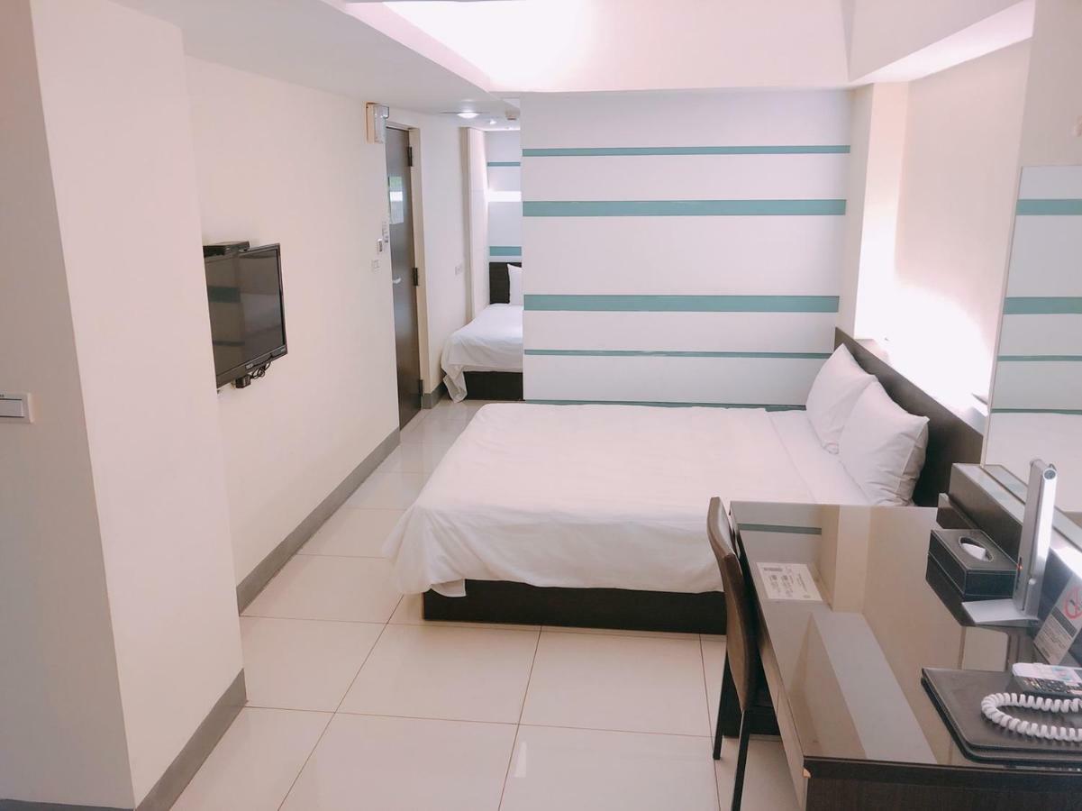 Kiwi Express Hotel - Kaohsiung Station Kültér fotó